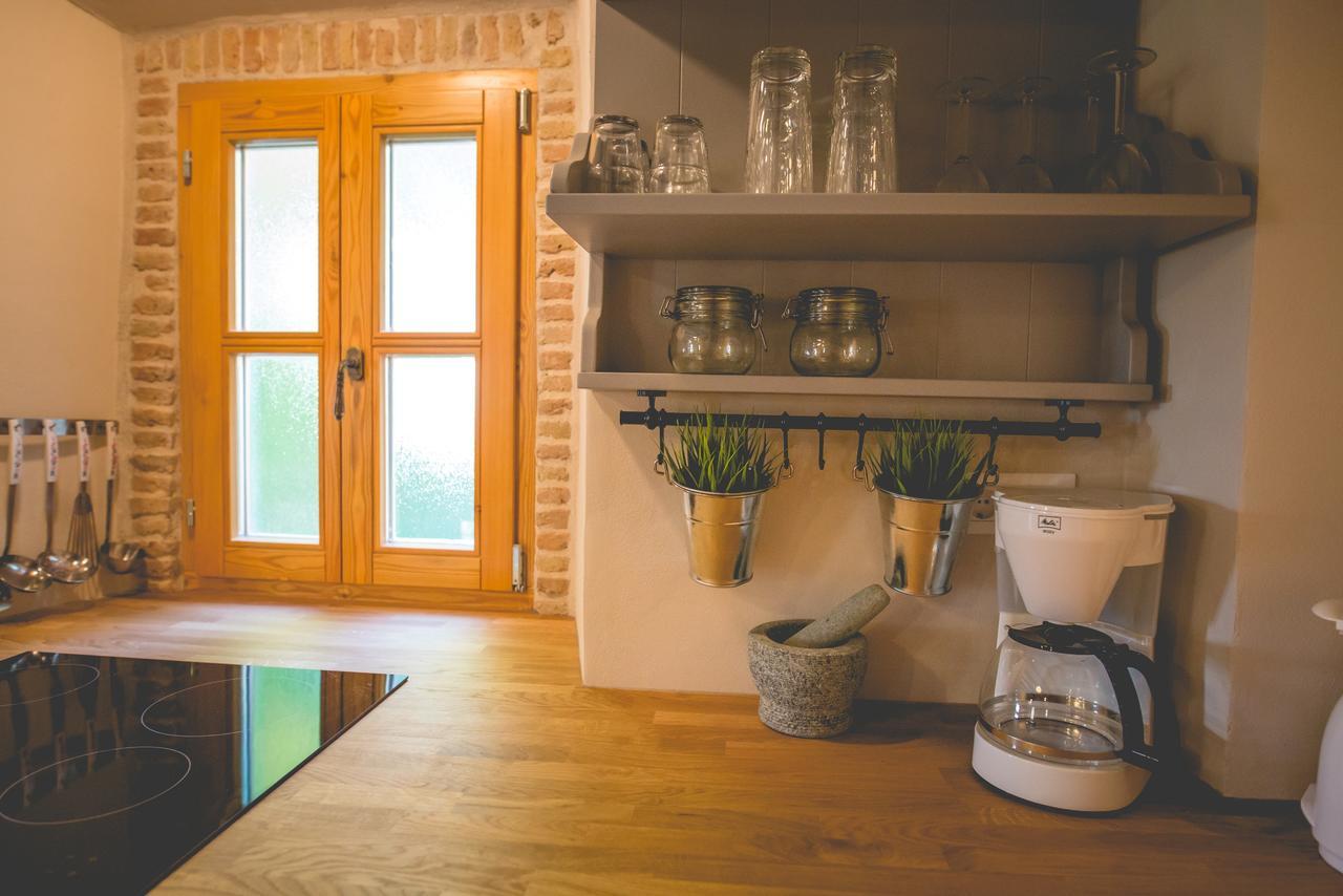 Holiday Home Jela Dobrinj Exterior foto